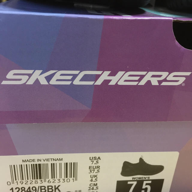 SKECHERS(スケッチャーズ)の新品  未使用‼️   スケッチャーズスニーカー レディースの靴/シューズ(スニーカー)の商品写真