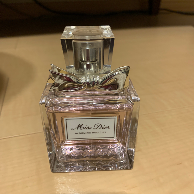 コスメ/美容Dior ブルーミングブーケ 100ml