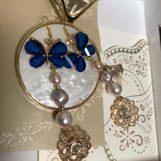 青蝶チャームのピアス♡イヤリング(ピアス)