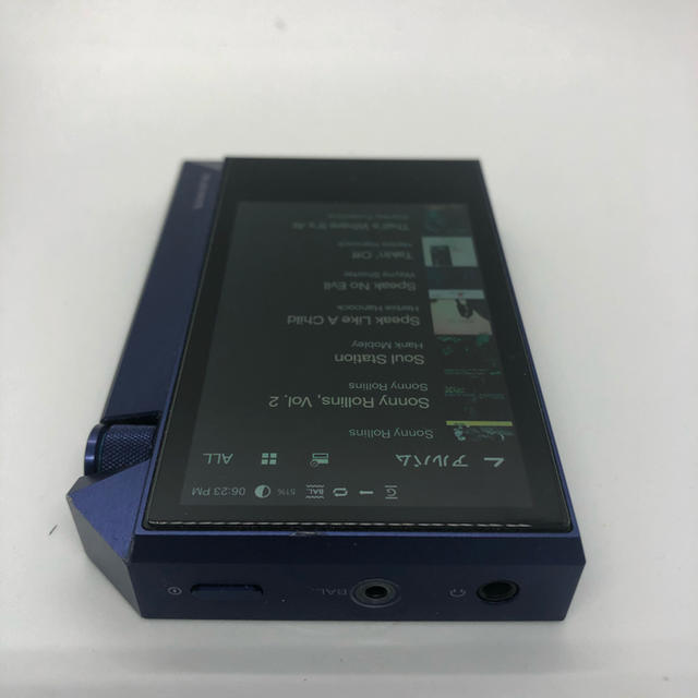 iriver(アイリバー)のレア！Astell&Kern AK240 BlueNote 新品同様 スマホ/家電/カメラのオーディオ機器(ポータブルプレーヤー)の商品写真