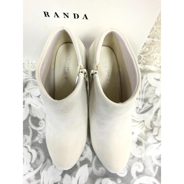 RANDA(ランダ)のひろみ様専用RANDA 未着用　ショートブーツ　M 再値下げ‼️ レディースの靴/シューズ(ブーツ)の商品写真