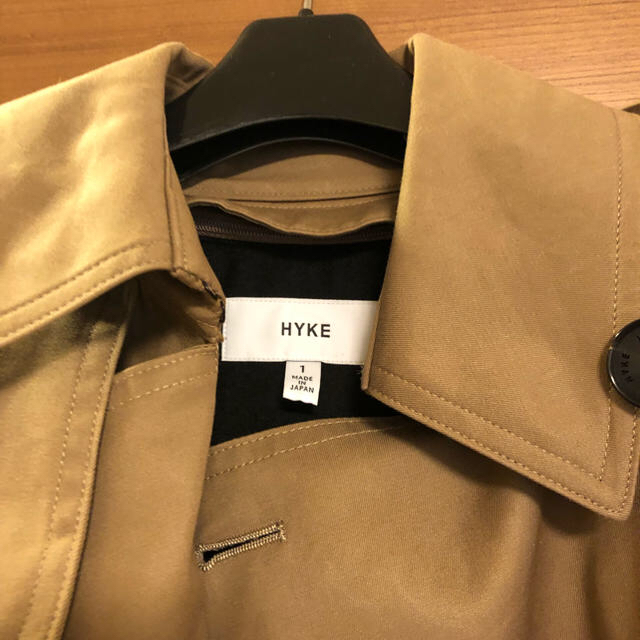 HYKE(ハイク)の美品  HIKE  ハイク   BIG トレンチコート  サイズ1 レディースのジャケット/アウター(トレンチコート)の商品写真