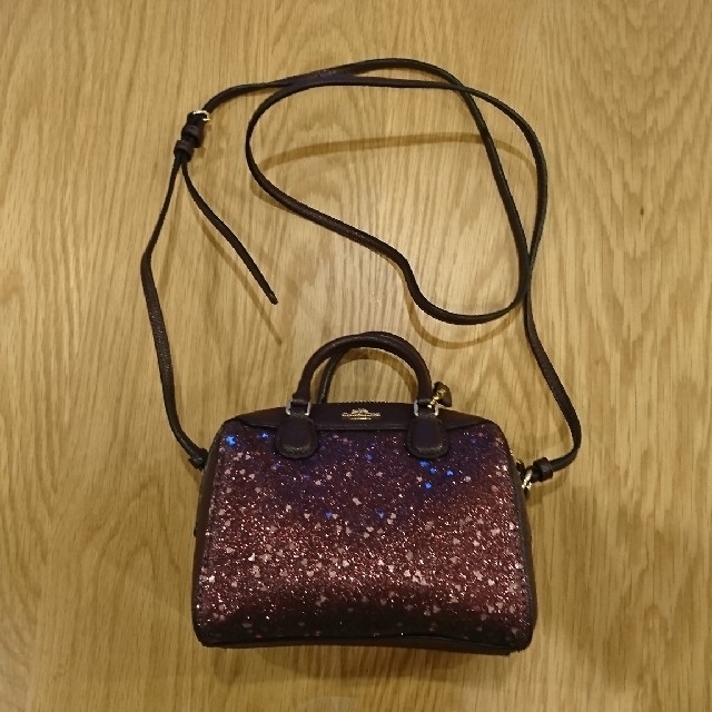 新品未使用★COACH★ミニサッチェル★ハート柄グリッター