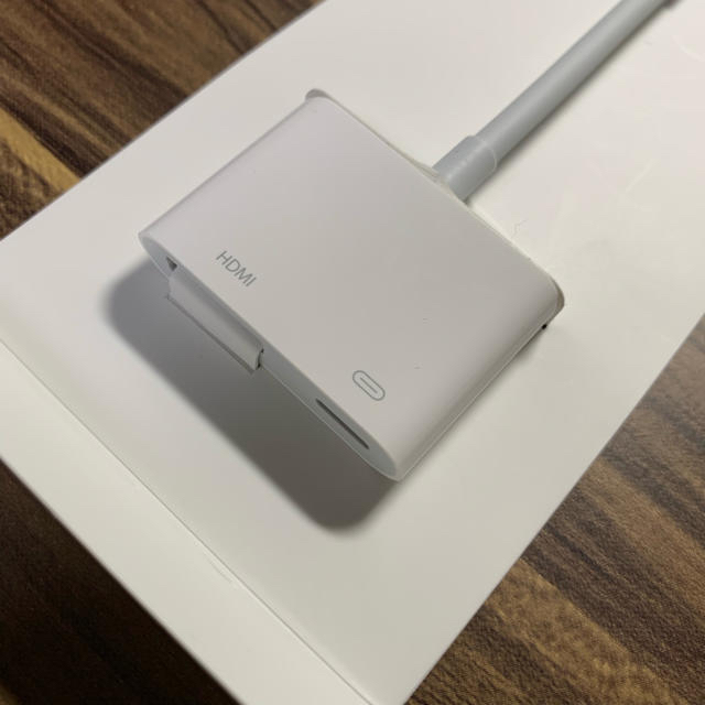 Apple Lightning hdmiケーブル 純正品　正規品　アダプター