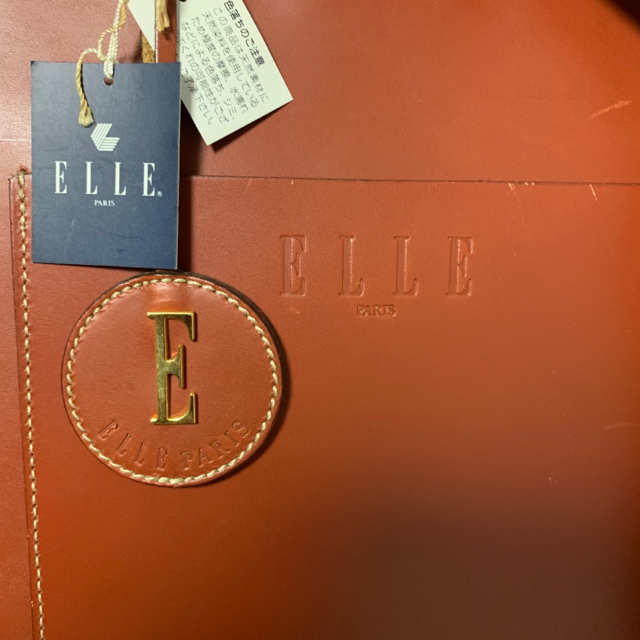 ELLE(エル)のELLE リュック レディースのバッグ(リュック/バックパック)の商品写真