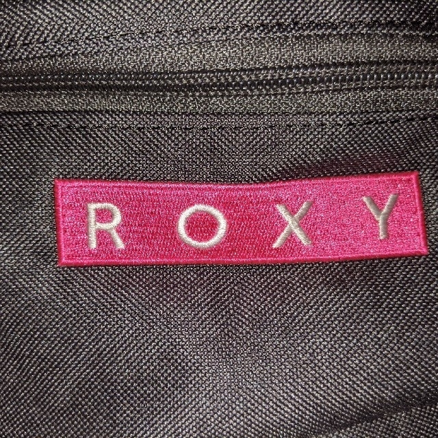 Roxy(ロキシー)の新品　ROXY　ロキシー　ウエストポーチ レディースのバッグ(ボディバッグ/ウエストポーチ)の商品写真