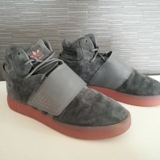 アディダス(adidas)のADIDAS TUBULAR INVADER STRAP
チュブラー(スニーカー)