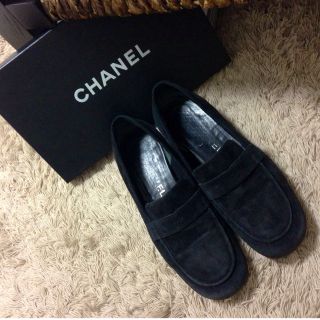 シャネル(CHANEL)のCHANEL スエードモカシン👟👞(ローファー/革靴)