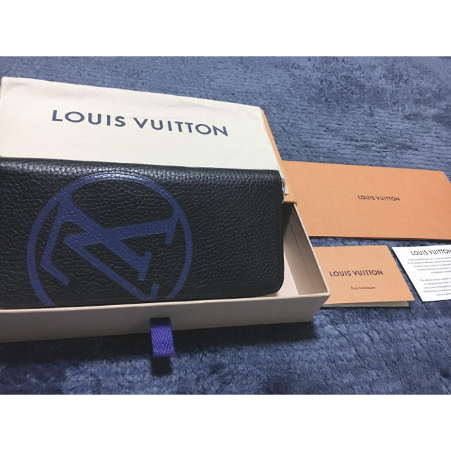 ファッションなデザイン VUITTON LOUIS ジッピーウォレット・ヴェルティカルトリヨンレザー VUITTON LOUIS 長財布 