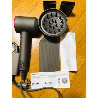 ダイソン(Dyson)のダイソン　ドライヤー(ドライヤー)