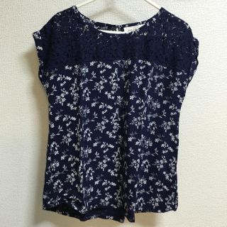 エイチアンドエム(H&M)のH&M 花柄レースカットソー(Tシャツ(半袖/袖なし))