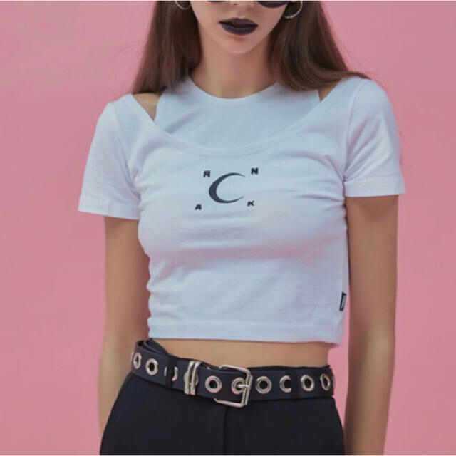 STYLENANDA(スタイルナンダ)のcrank トップス レディースのトップス(Tシャツ(半袖/袖なし))の商品写真