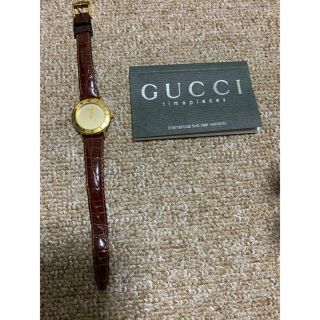 グッチ(Gucci)のGUCCI オールドグッチ　ヴィンテージ腕時計　レトロアナログ　レディース(腕時計)