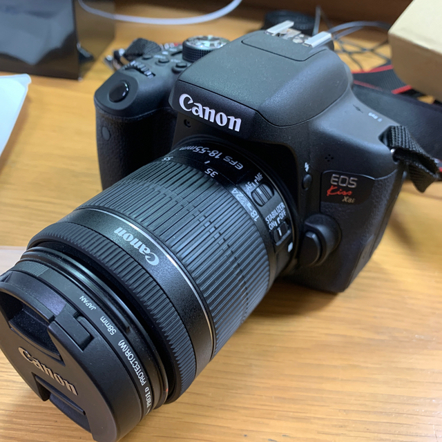 EOS Kiss X8i (W) EF-S 18-55 IS STM Kit