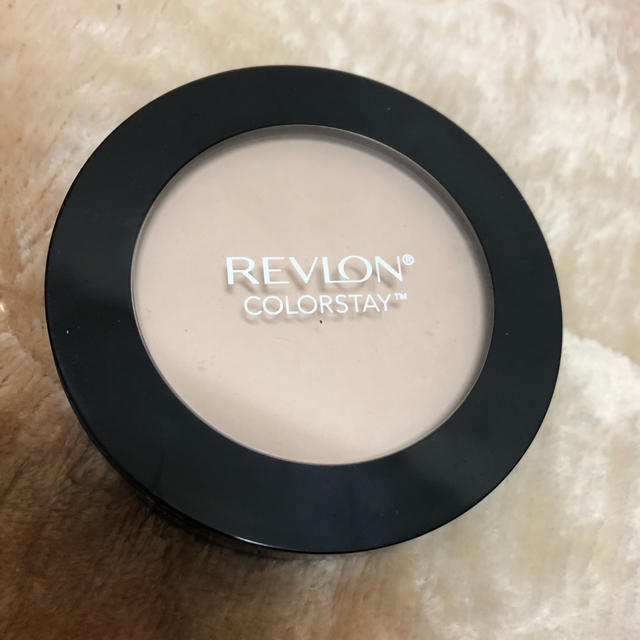 REVLON(レブロン)のちょんまげぷりん様専用REVLON  カラーステイプレストパウダーN コスメ/美容のベースメイク/化粧品(フェイスパウダー)の商品写真