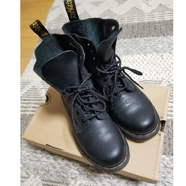 Dr.Martens(ドクターマーチン)の25cm ドクターマーチン ブーツ 8ホール レディースの靴/シューズ(ブーツ)の商品写真