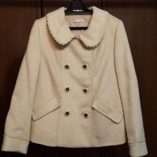 アクシーズファム(axes femme)のショートコート ベージュ(ピーコート)