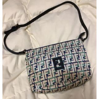 フェンディ(FENDI)のフェンディ FENDI ショルダーバッグ ズッカ柄(ショルダーバッグ)