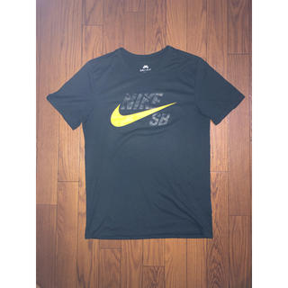 ナイキ(NIKE)のNIKE Tシャツ(Tシャツ/カットソー(半袖/袖なし))