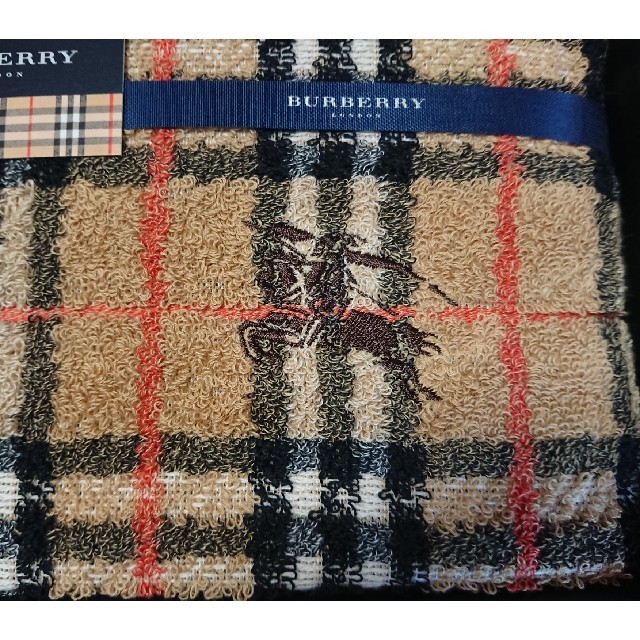 BURBERRY(バーバリー)のバーバリー バスタオル マーク刺繍 未使用品 インテリア/住まい/日用品の日用品/生活雑貨/旅行(タオル/バス用品)の商品写真