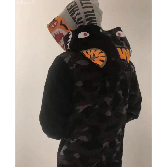 A BATHING APE(アベイシングエイプ)のA BATHING APE メンズのトップス(パーカー)の商品写真