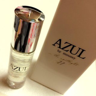 アズールバイマウジー(AZUL by moussy)のAZULの香水(香水(女性用))