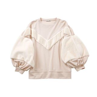 ザラ(ZARA)のZARA ふわふわ！  デザインスウェット　ベージュピンク(トレーナー/スウェット)