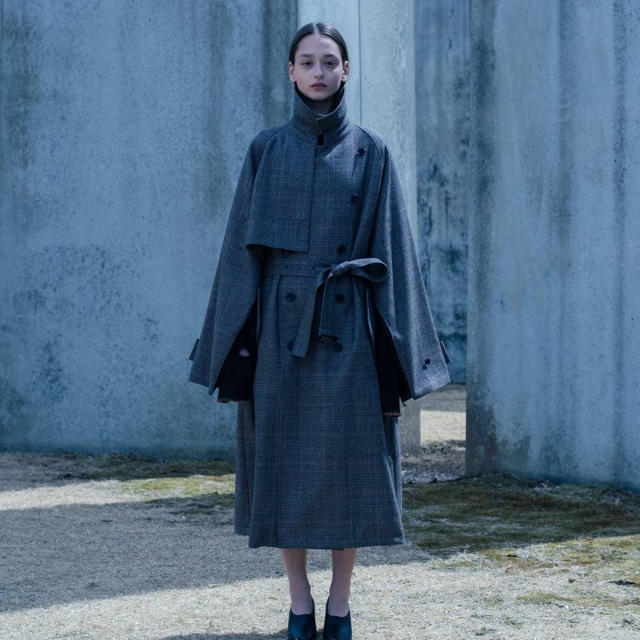 Lay Oversized Overlap Coat