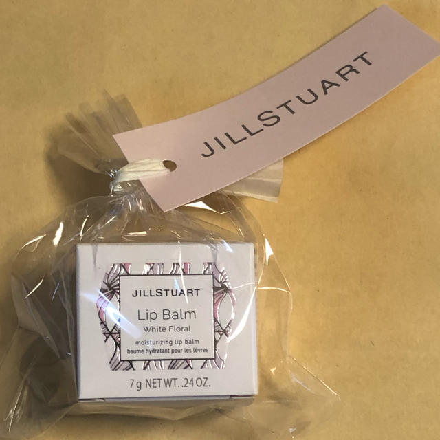 JILLSTUART(ジルスチュアート)の【新品・未使用】ジルスチュアート リップバーム ホワイトフローラル コスメ/美容のスキンケア/基礎化粧品(リップケア/リップクリーム)の商品写真