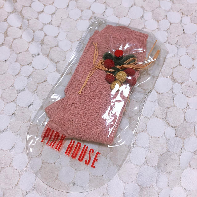 PINK HOUSE(ピンクハウス)のピンクハウス＊いちごモチーフ 靴下 ショートソックス レディースのレッグウェア(ソックス)の商品写真