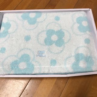 クレージュ(Courreges)の☆新品  クレージュバスタオル(タオル/バス用品)