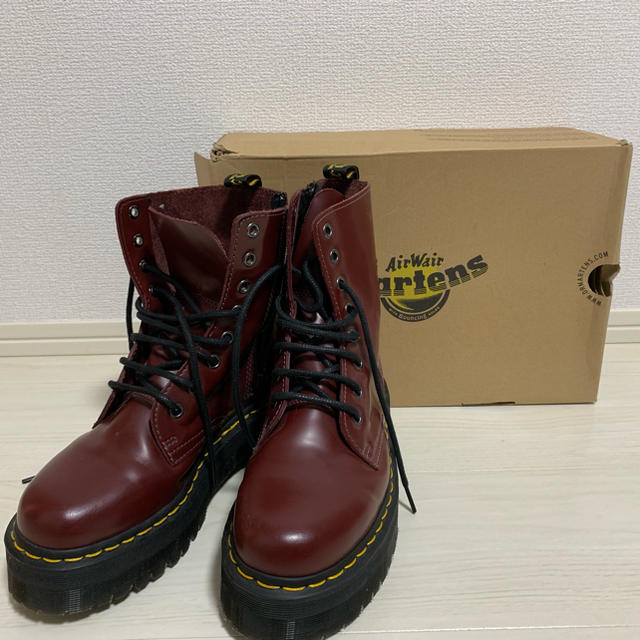 Dr.Martens(ドクターマーチン)の〈希少〉Dr.Martens (厚底)Jadon レディースの靴/シューズ(ブーツ)の商品写真