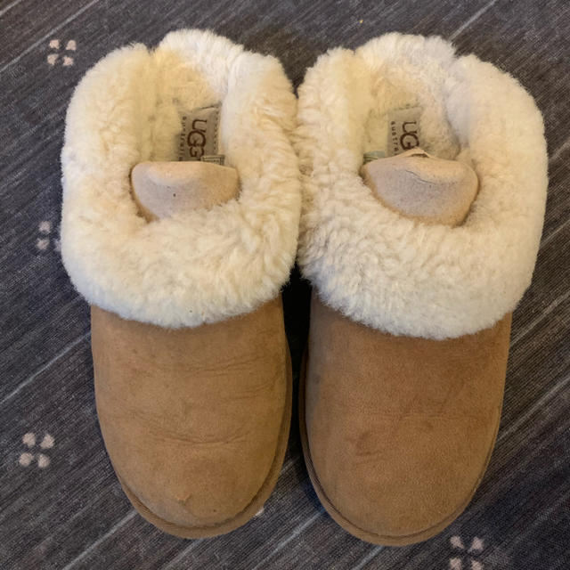 UGG(アグ)の専用 レディースの靴/シューズ(スリッポン/モカシン)の商品写真