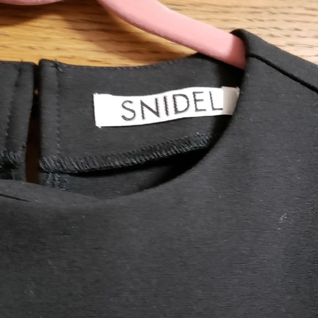 SNIDEL(スナイデル)のNa'sさん専用　　snidel 黒ミニワンピース レディースのワンピース(ひざ丈ワンピース)の商品写真