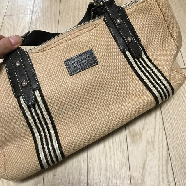 BURBERRY BLUE LABEL(バーバリーブルーレーベル)のBurberry Blue label カバン レディースのバッグ(ハンドバッグ)の商品写真