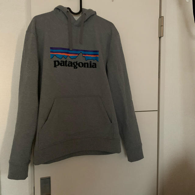 Patagonia パーカー