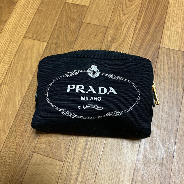 PRADA(プラダ)の❤️PRADA鑑定済みポーチ❤️ レディースのファッション小物(ポーチ)の商品写真