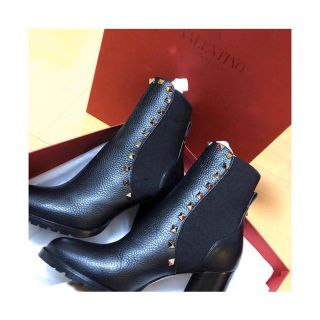 ヴァレンティノ(VALENTINO)のVALENTINO ブーツ(ブーツ)