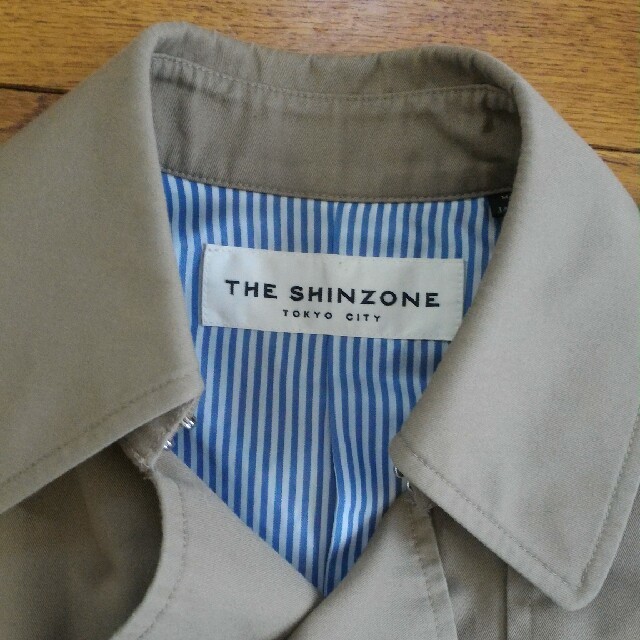 Shinzone(シンゾーン)のTHE  SHINZONE    トレンチコート　 レディースのジャケット/アウター(トレンチコート)の商品写真