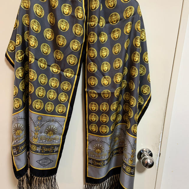 VERSACE ヴェルサーチ ストール-connectedremag.com