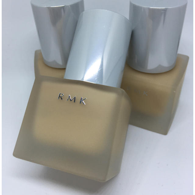 RMK(アールエムケー)のしばちゃん様専用 RMK リクイドファンデーション 103 コスメ/美容のベースメイク/化粧品(ファンデーション)の商品写真