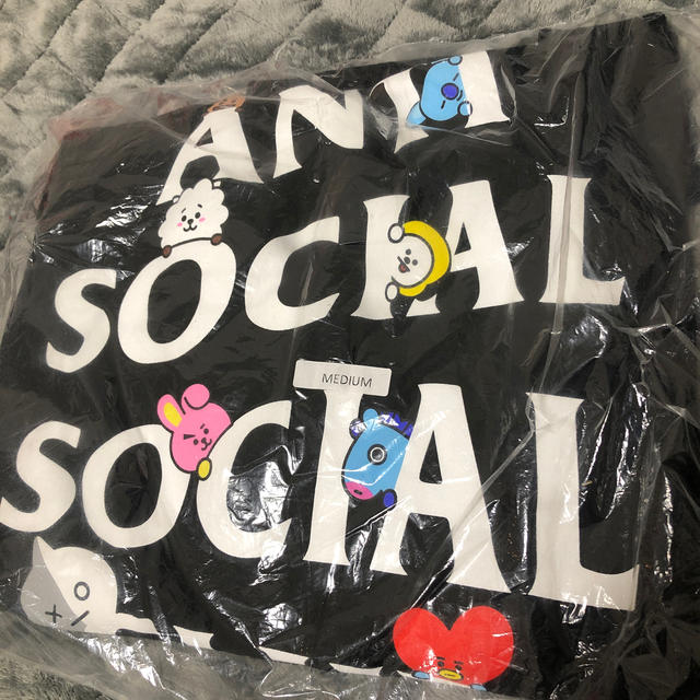 防弾少年団(BTS)(ボウダンショウネンダン)のbts bt21 × ANTI SOCIAL CLUB パーカー メンズのトップス(パーカー)の商品写真