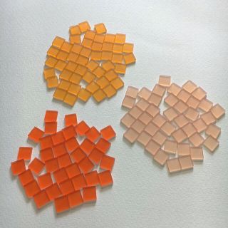 ハンドメイド モザイクタイル オレンジ 130個♬(各種パーツ)