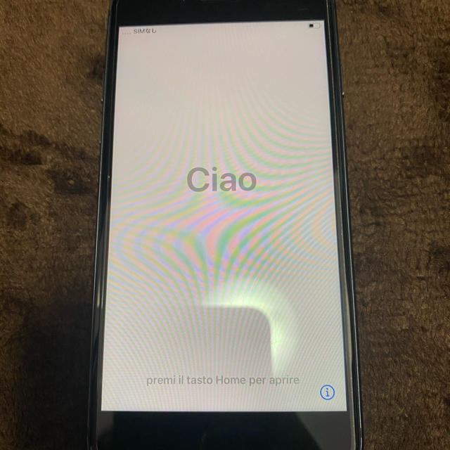 iPhone8 256g SIMロック解除済み