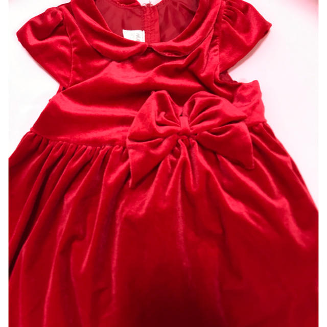 H&M(エイチアンドエム)のワンピースとボレロ　サンタコーデ２点セット キッズ/ベビー/マタニティのキッズ服女の子用(90cm~)(ドレス/フォーマル)の商品写真