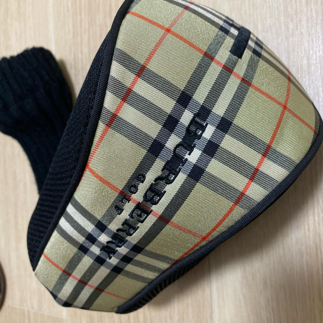 BURBERRY(バーバリー)のバーバリー　ドライバーカバー☺︎ チケットのスポーツ(ゴルフ)の商品写真