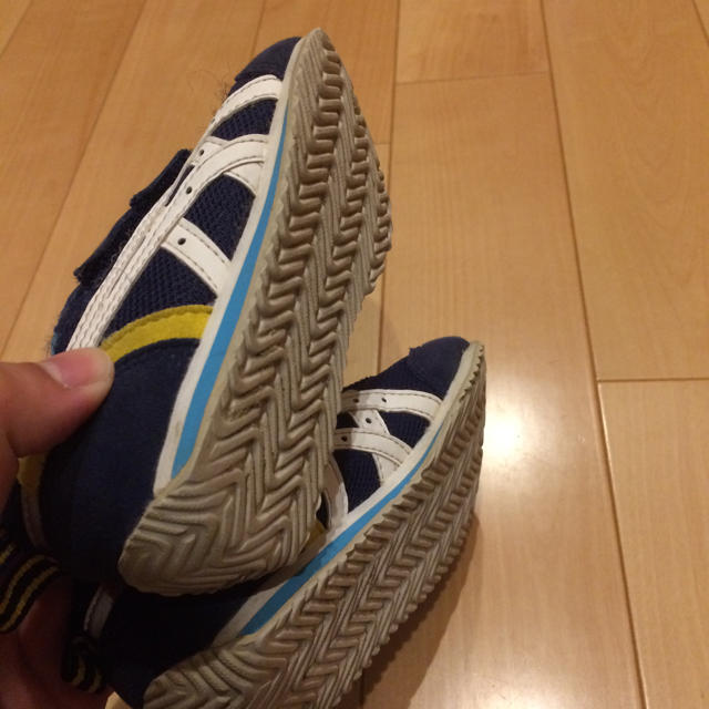 asics(アシックス)のアシックス Jr. 16センチ キッズ/ベビー/マタニティのキッズ靴/シューズ(15cm~)(スニーカー)の商品写真