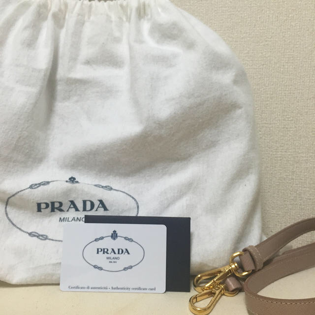 PRADA(プラダ)のPRADA♡バッグ レディースのバッグ(ショルダーバッグ)の商品写真