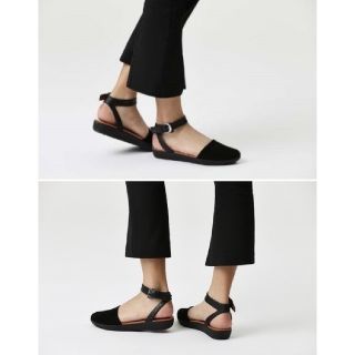 フィットフロップ(fitflop)のフィットフロップ　フラット　サンダル　COVA サンダル　パンプス 24cm(サンダル)