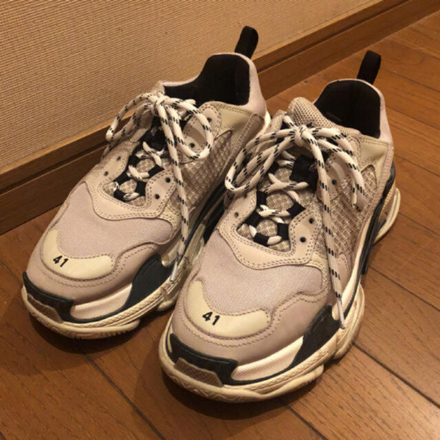 付属品完備！BALENCIAGA triples バニラトリプルエスバレンシアガ